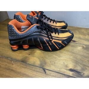 Nike Shox R4 Neymar Shoes Sneakers Black Orange Gym BV1111-100 Mens Size 9.5